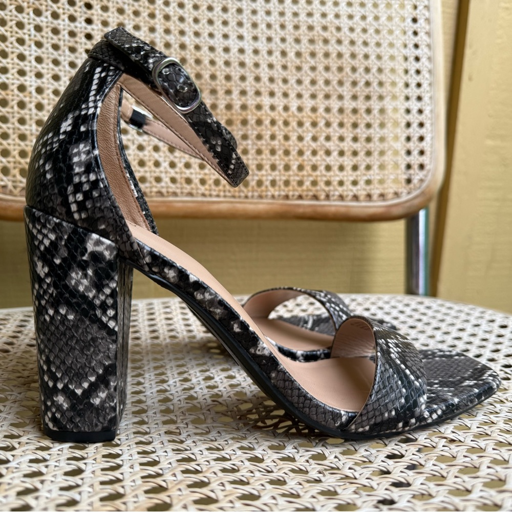 A New Day Faux Snake Skin Square Toe Heels size 8.5